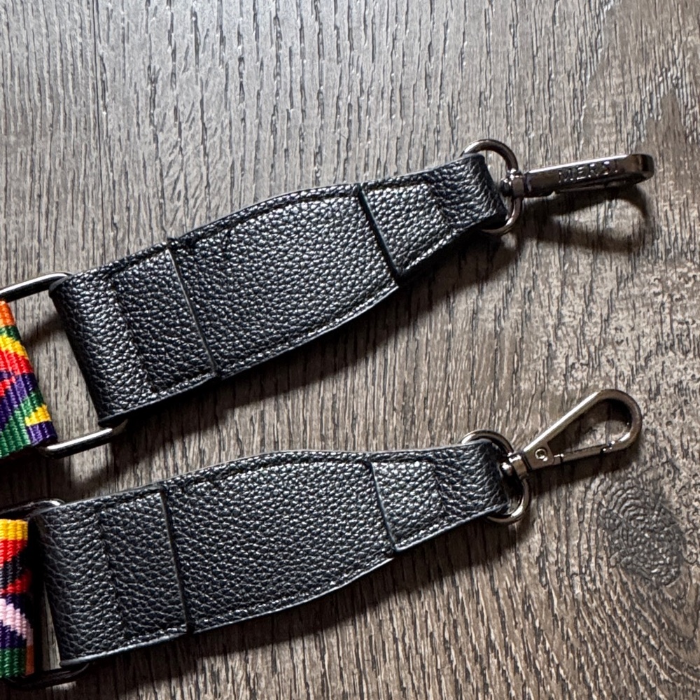 Multicolor Geometric Pattern Adjustable Bag Strap - Picture 3 of 4